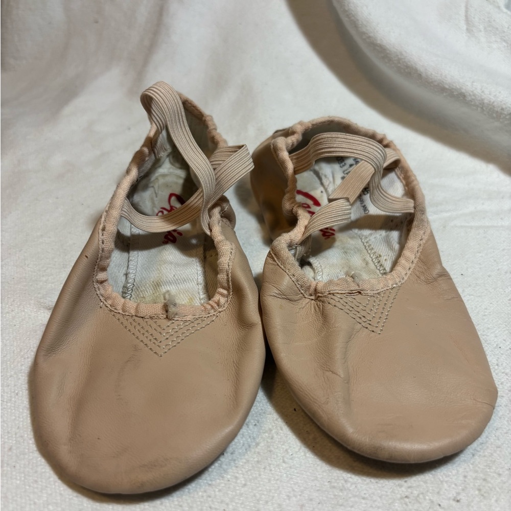 Capezio Size 4M Ballet Shoes